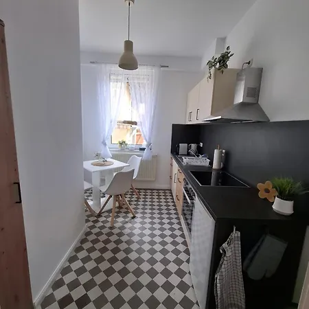 No 17 Apartament *